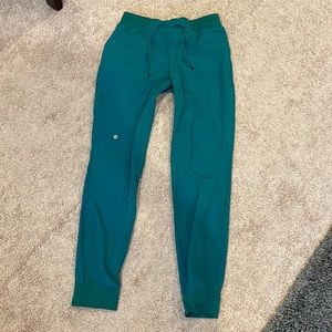 Small Barco One green jogger scrubs